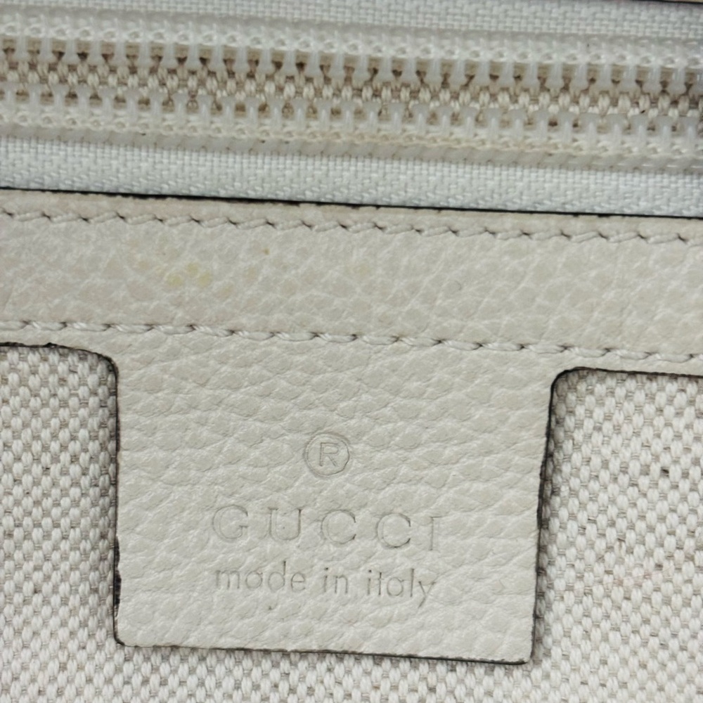 Gucci Off White Leather Logo Print Backpack - Picture 9 of 16